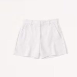 Abercrombie & Fitch High Rise Flat Front Premium Crepe Tailored Short